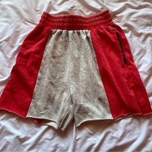 The Laundry Room Comfy Shorts (size M)🍒